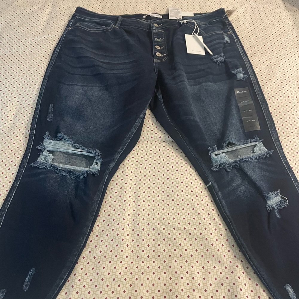 KanCan Jeans size 22